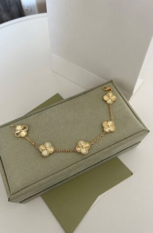 7-15 days (18kt gold)